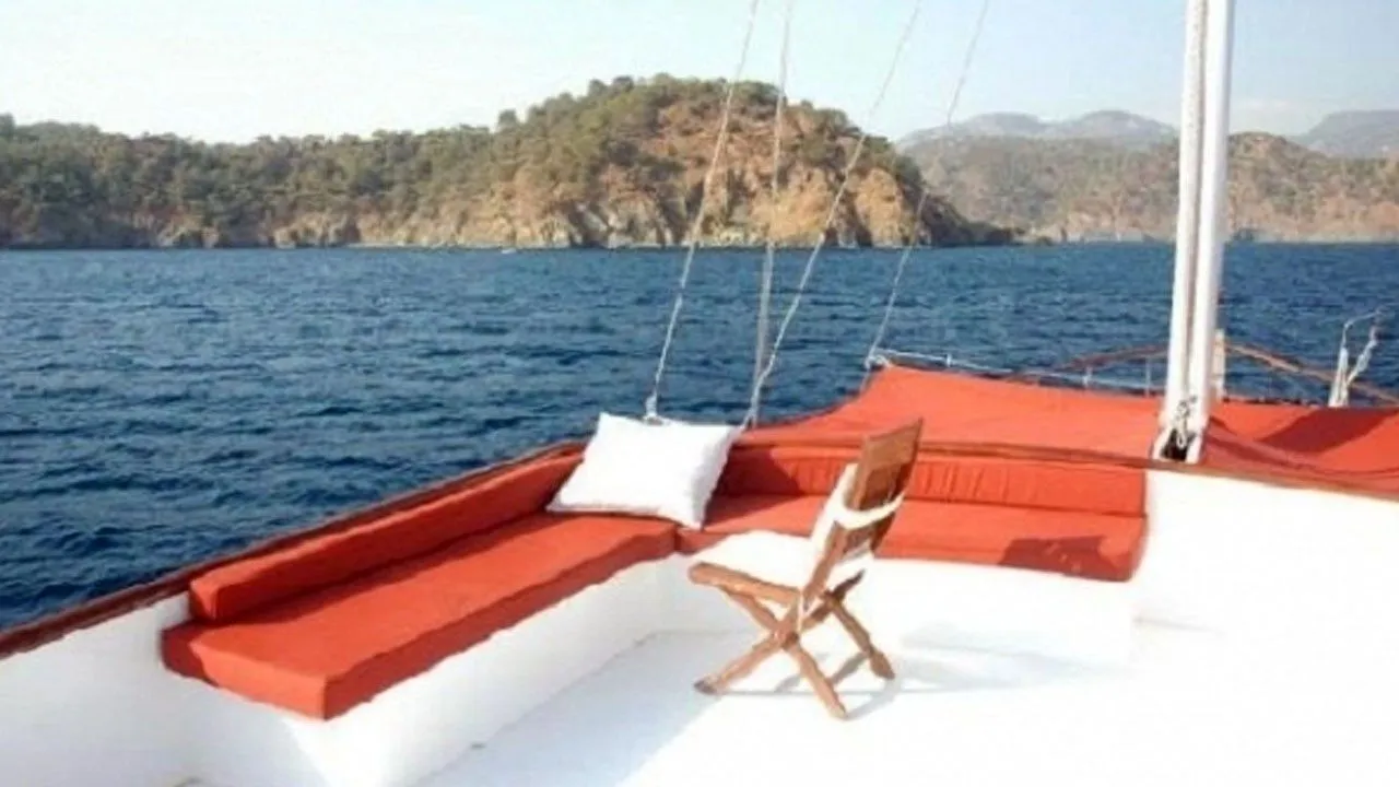 Zeus Charter Boat - 4