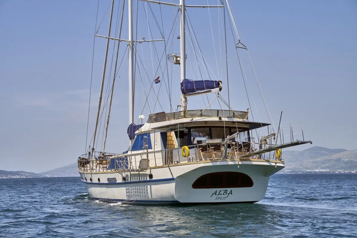 Чартер Alba - 3