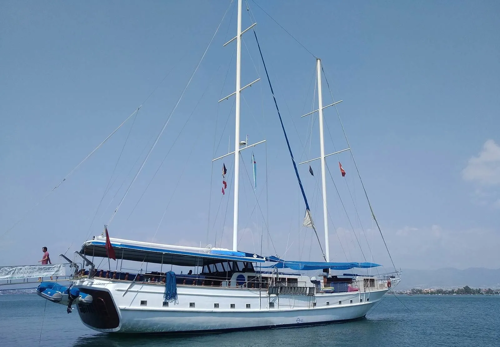 Чартер Dinc Bu - 4