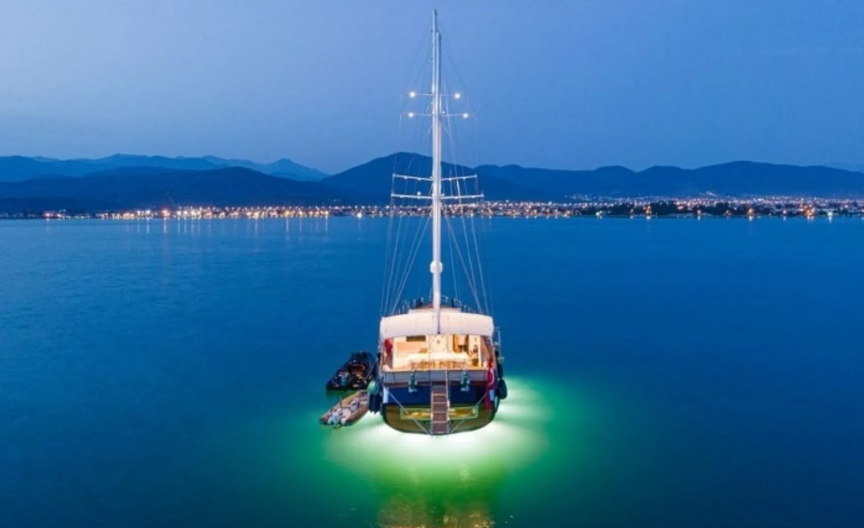 Happy Days Charter Boat - 4