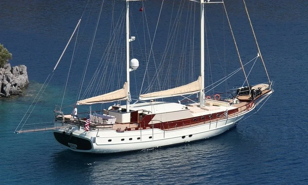 Schatz Charter Boat