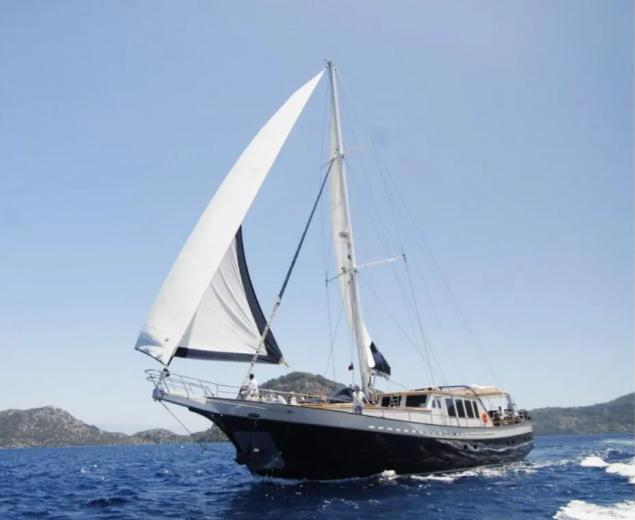 Sea Comet Charter Boat - 3