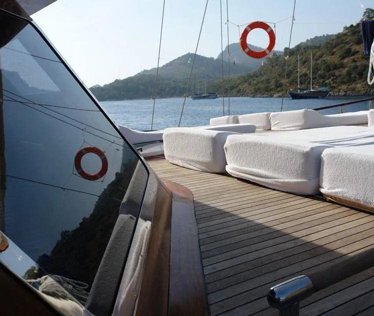 Tanem H Charter Boat - 4