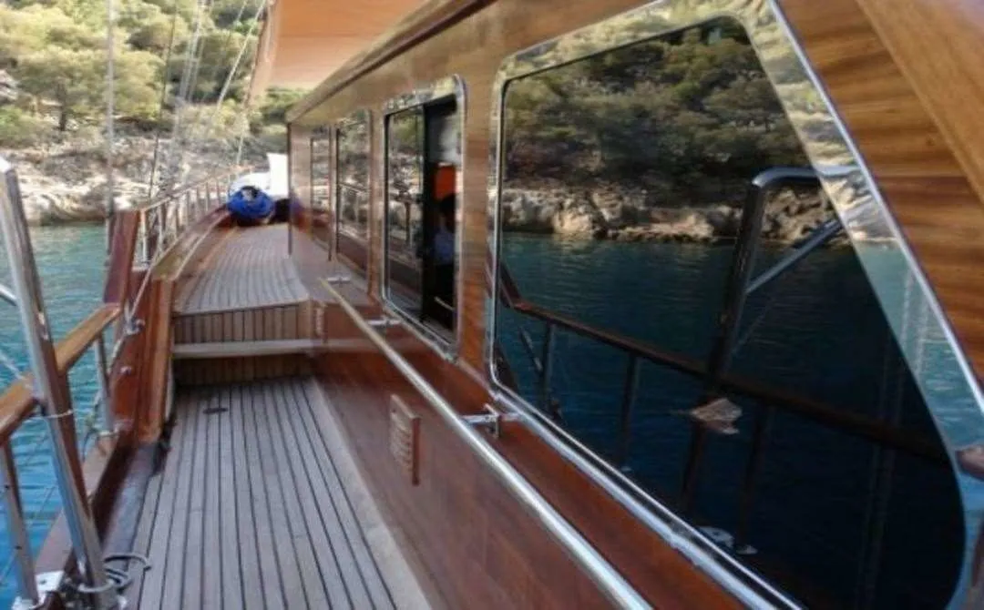 Tanem H Charter Boat - 5