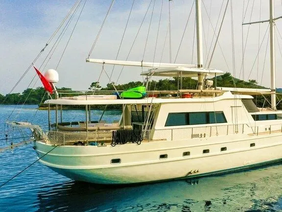 Charter a 30m Boat in Göcek
