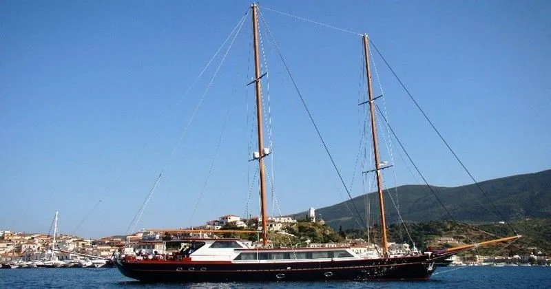 Iraklis L Charter Boat