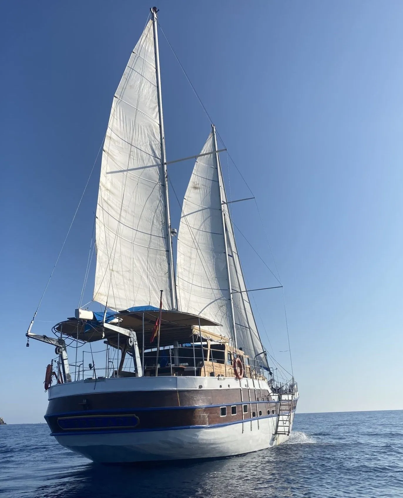 Sherezade Charter Boat