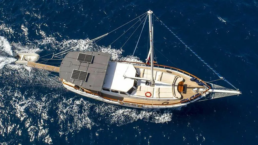 Karaca 4 Charter Boat - 3