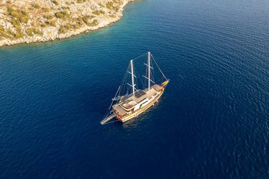 Чартер La Liberta - 4