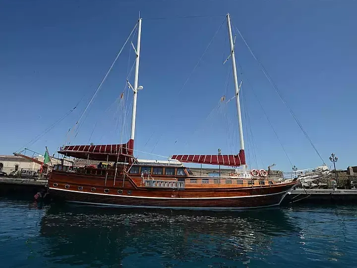 Sundial Charter Boat