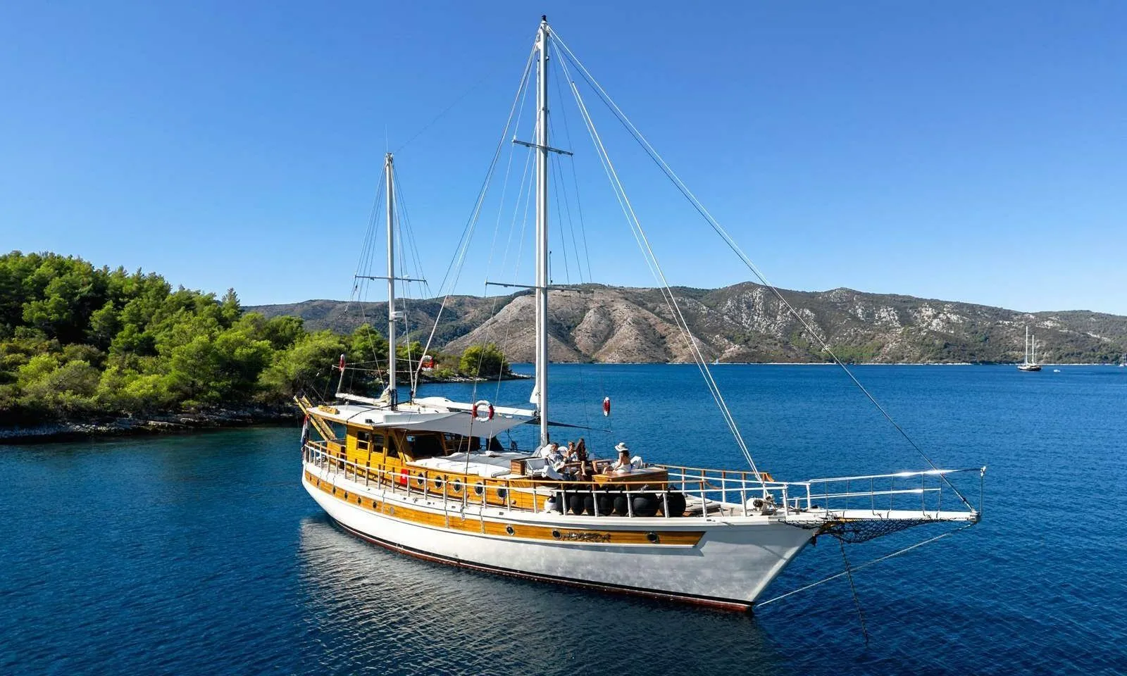 Boot - Rent a 30m 8 Cabin Gulet in Split