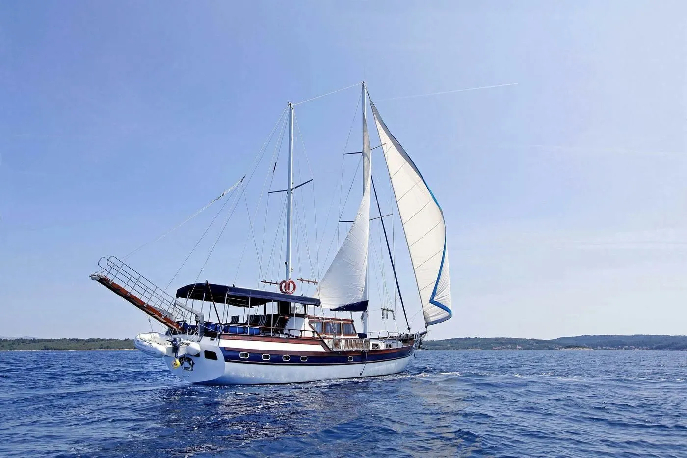 Чартер Hera - 3