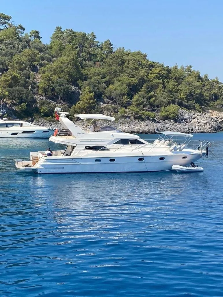 Charter a 17m Motor Yacht Gulf Craft 56 in Fethiye