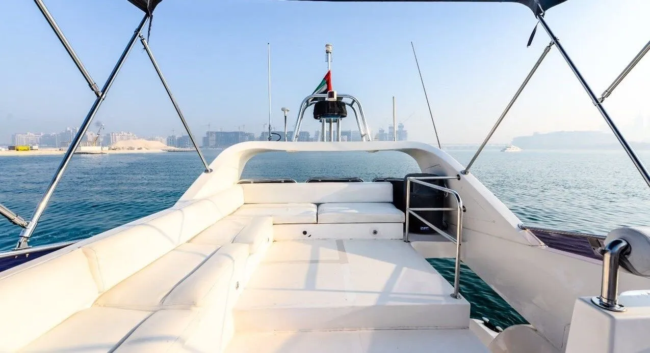 13.61m Dubai Gulf Craft Majesty 44 Motor Yacht Hire