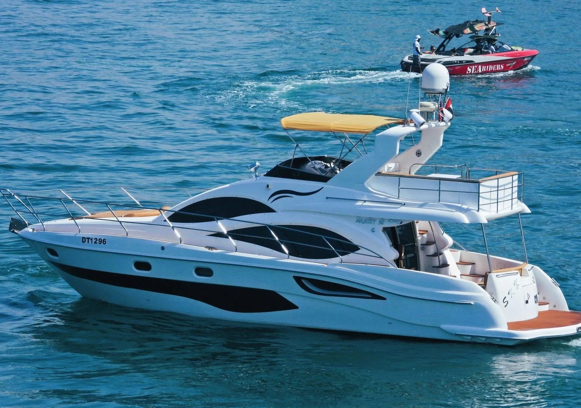 SKK SKK Charter Boat