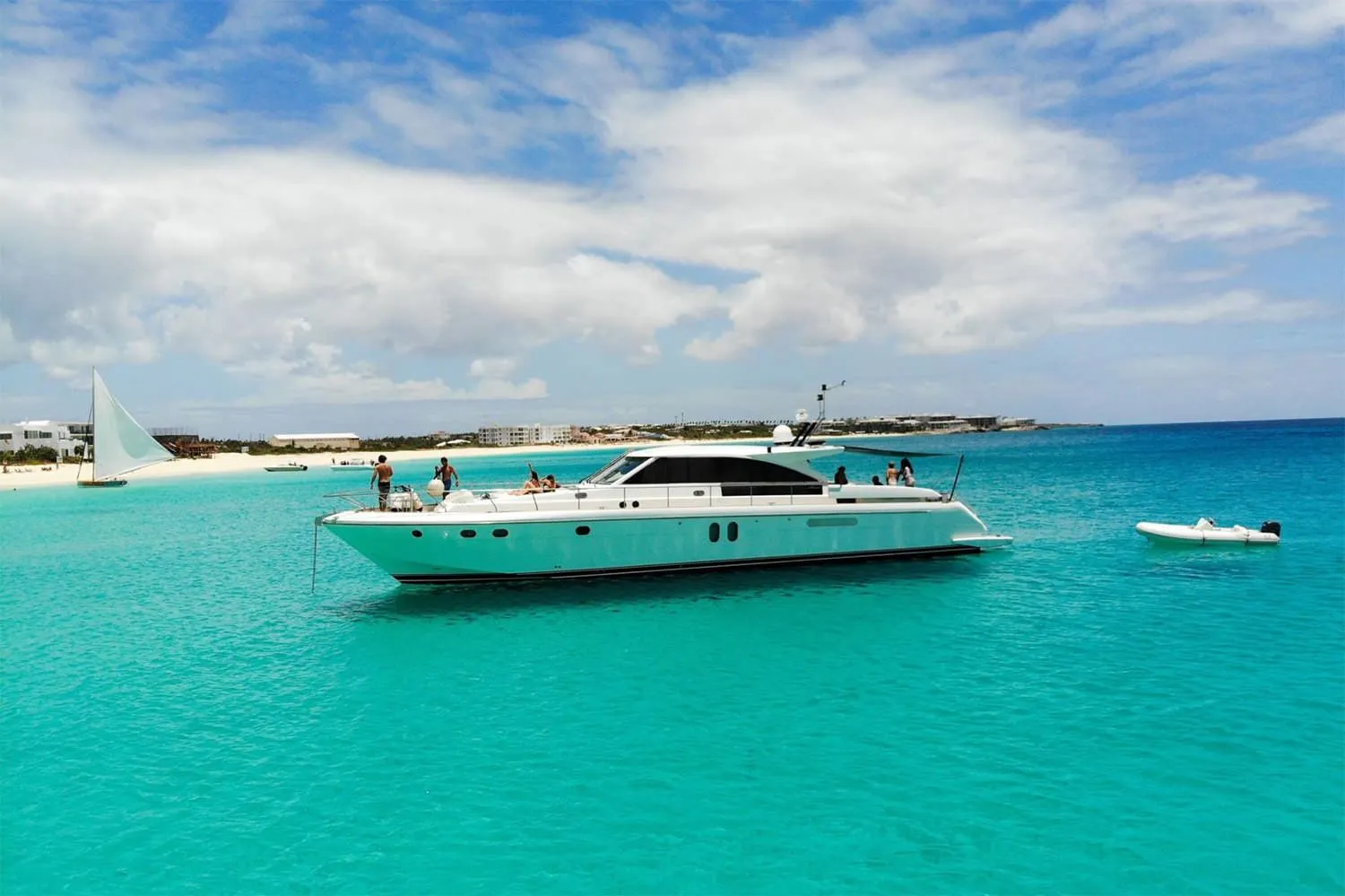 Neree Charter Boat