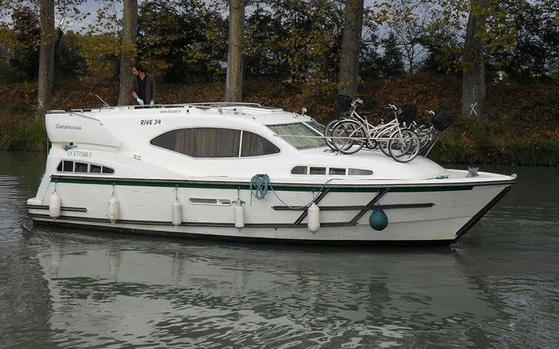 10.5m Agde Boat Hire
