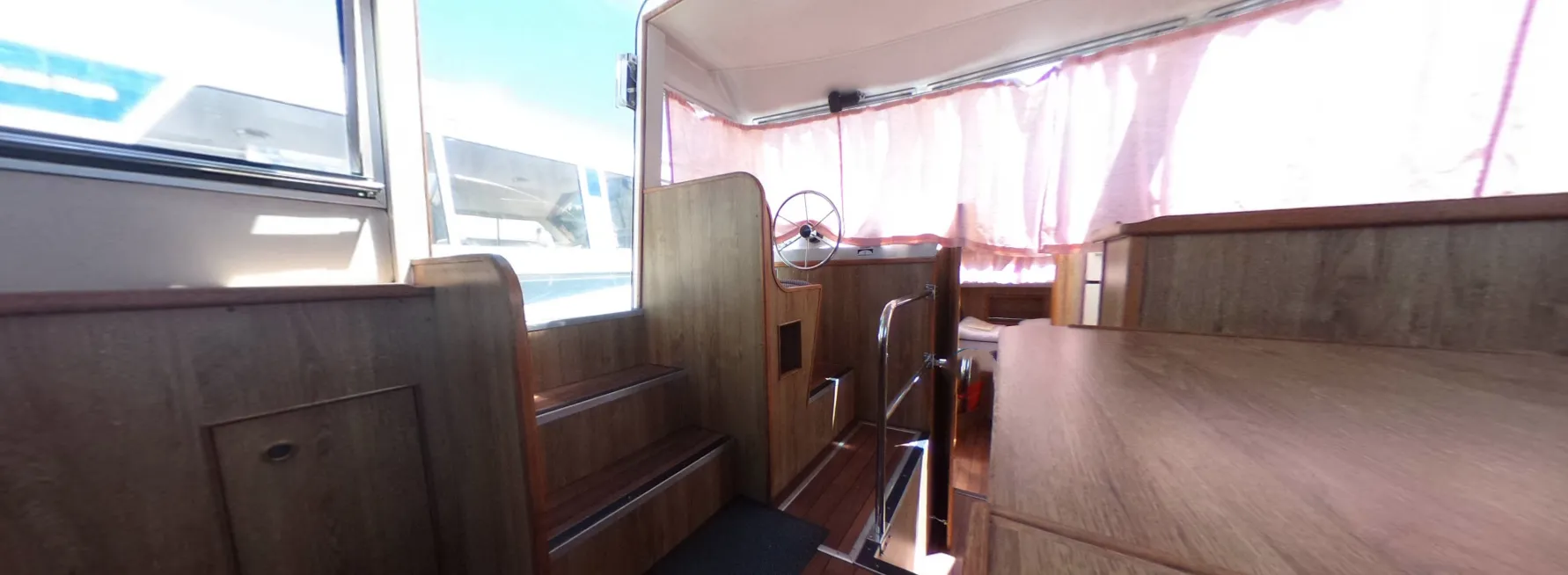 11.74m Agde Boat Hire