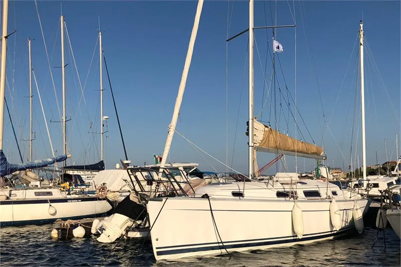 Libera Charter Boat
