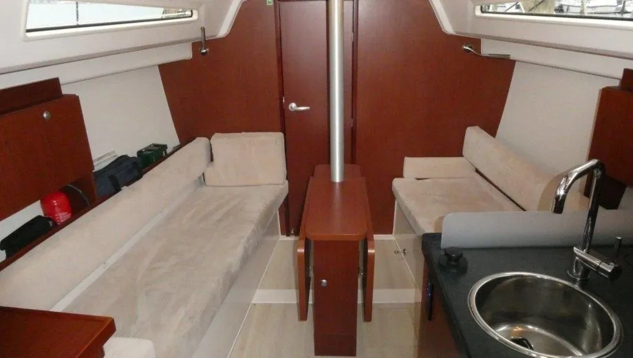 Waldi Charter Boat