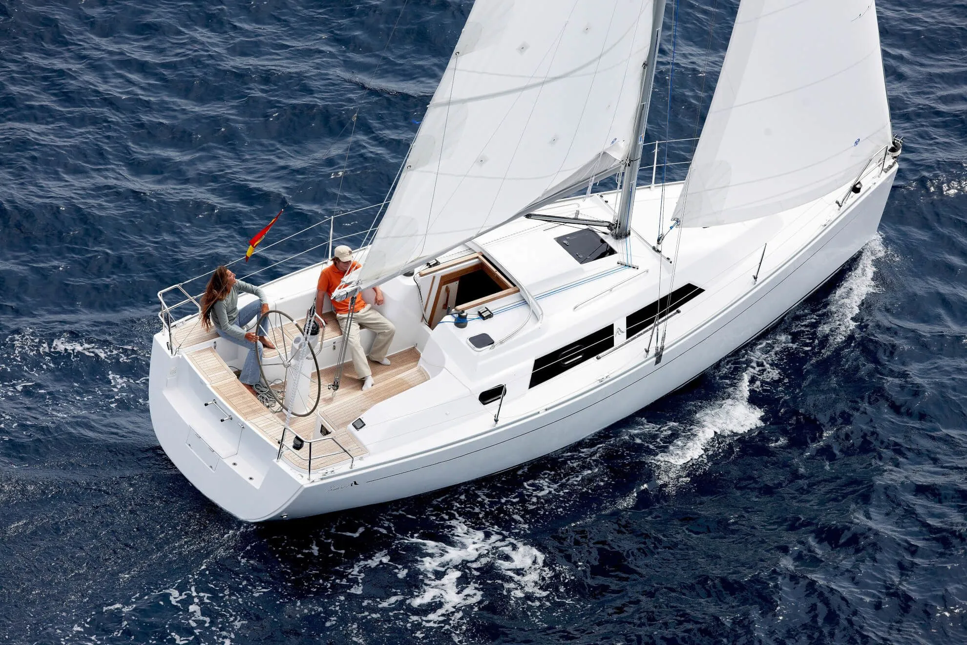 Charter a 9.63m Boat in Quiberon
