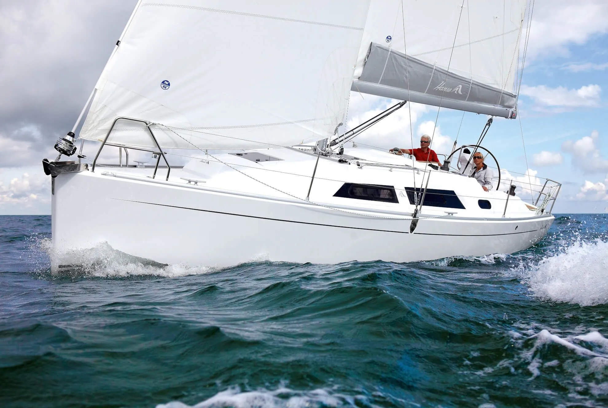 Charter a 9.63m Hanse 325 in Breege