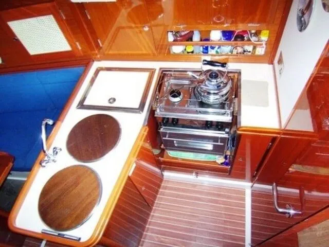 Esperia Charter Boat