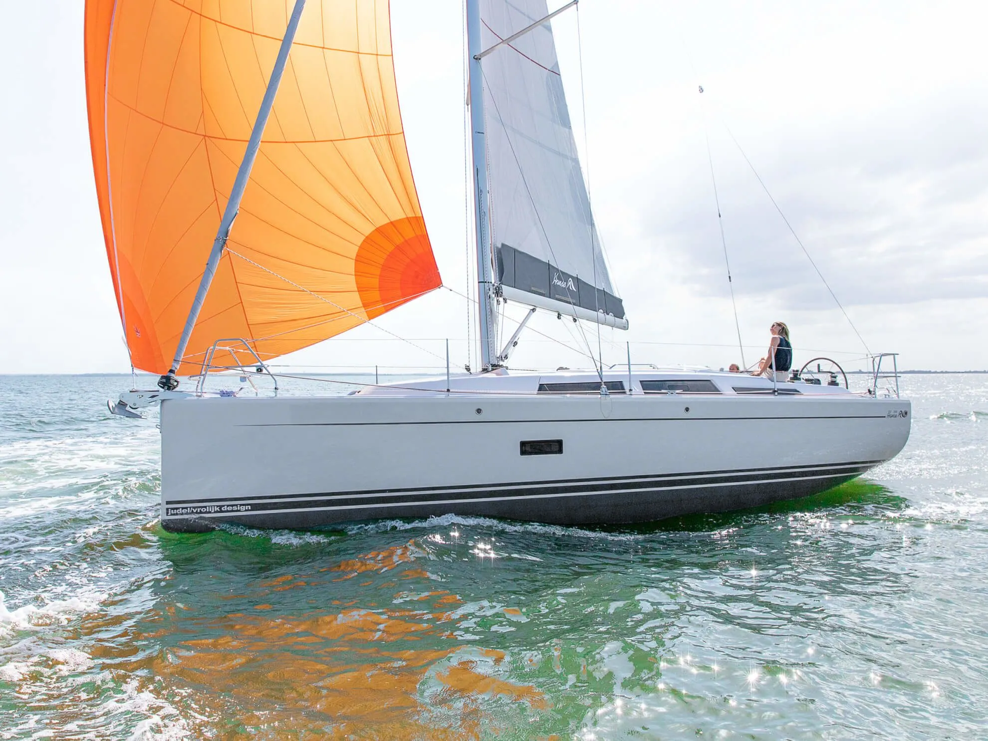 Boot - Explore Rostock on a 10.4m 3 Cabin Sailing Yacht Rental