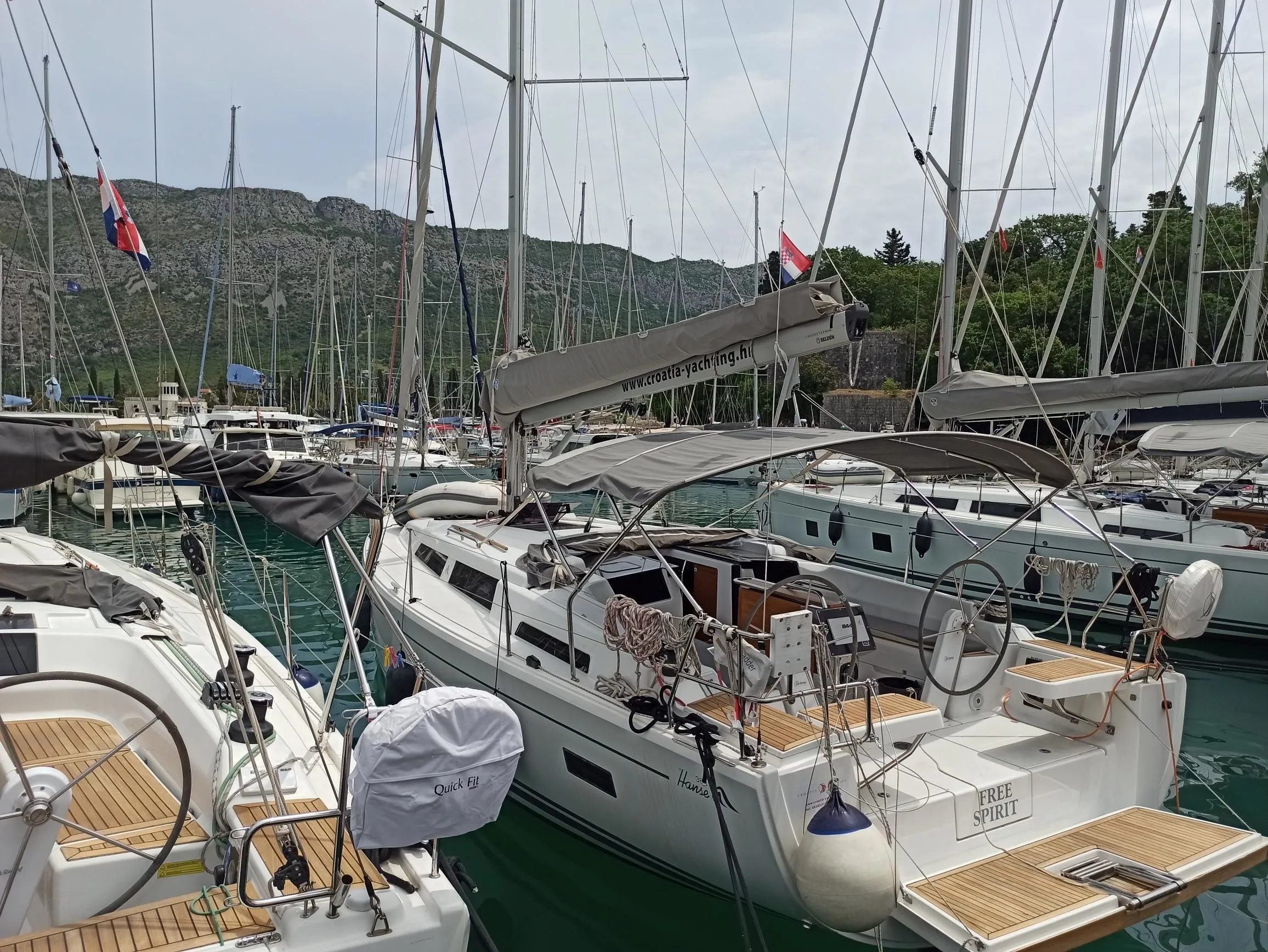 Free Spirit Charterboot - 5