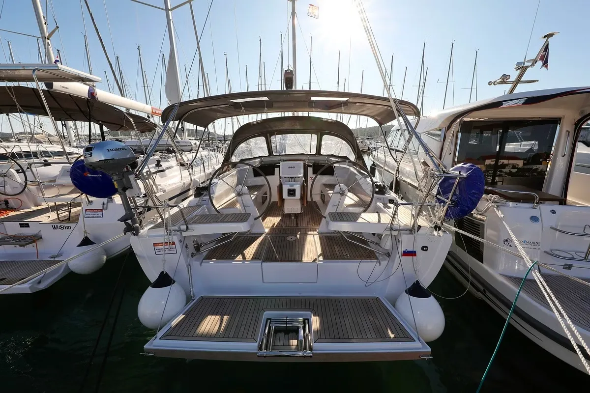 Loti Charterboot - 3