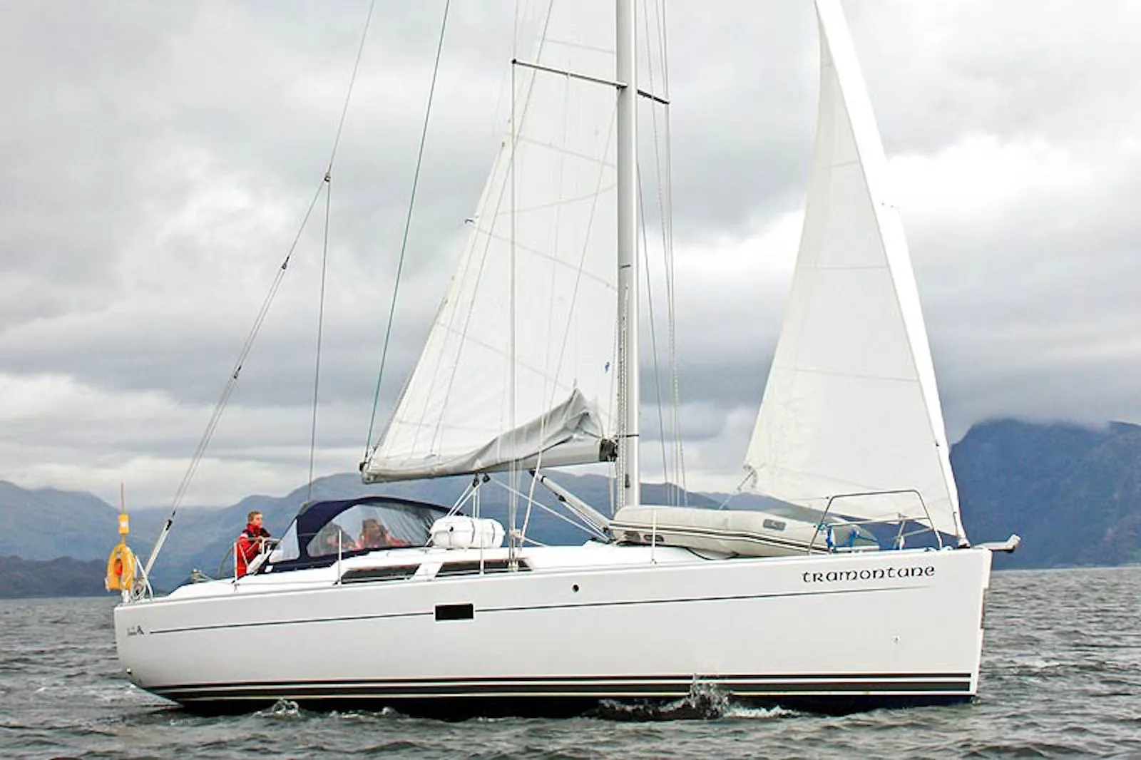 12.1m Largs Sailing Yacht Hanse 400 Hire