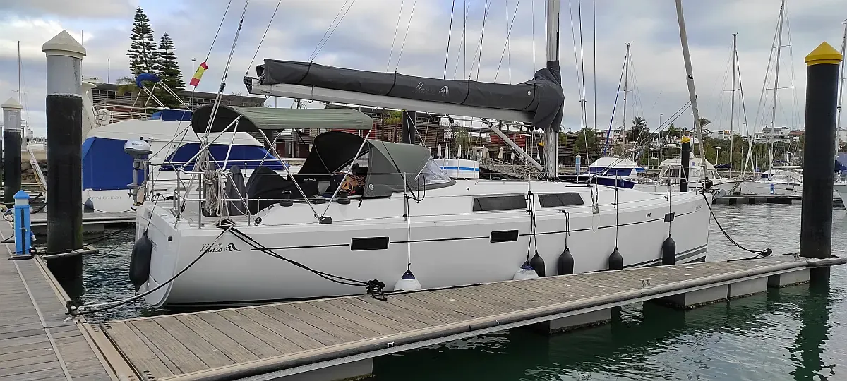 Baiona 13.45m Kiralık Yelkenli Yat