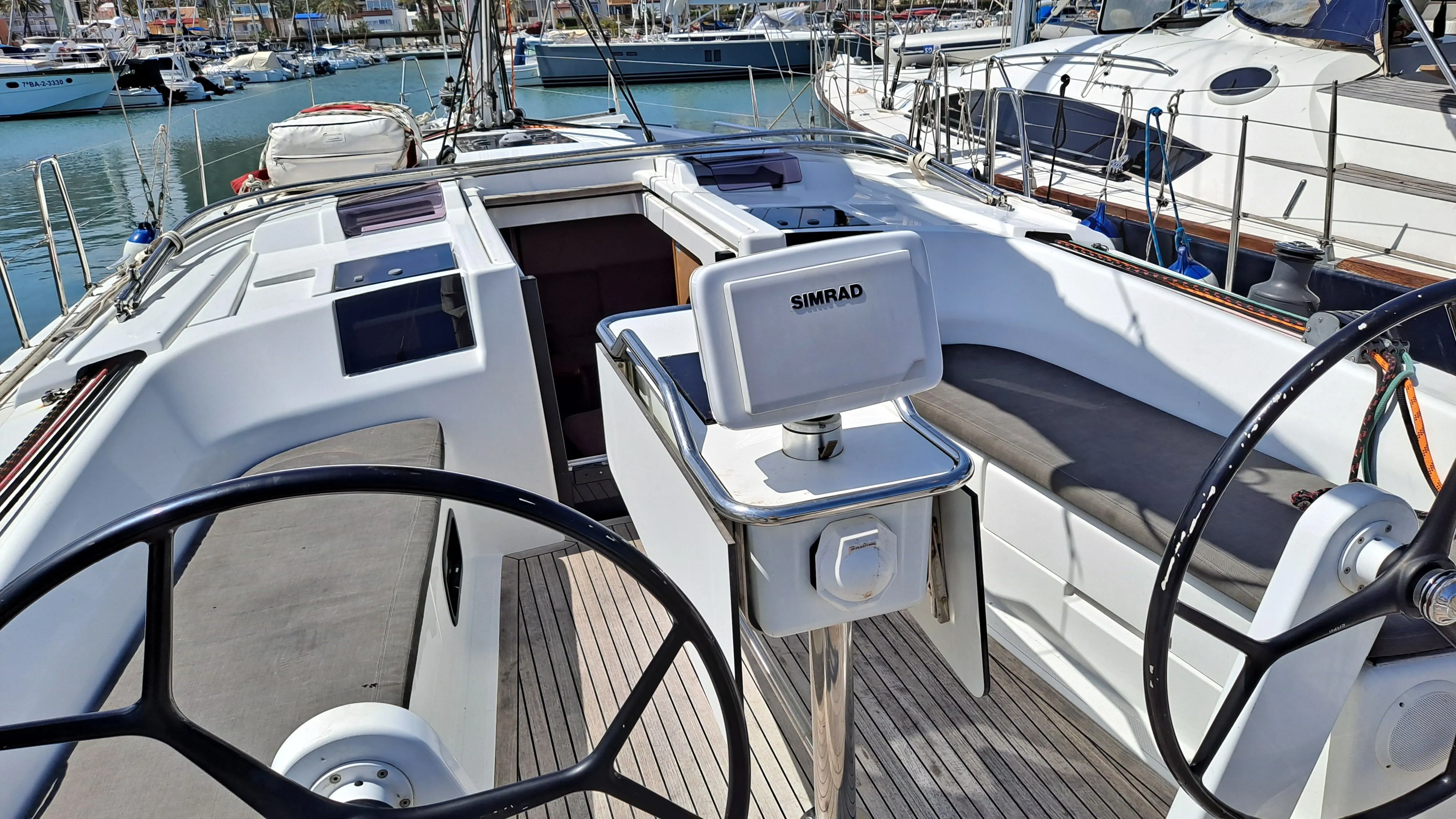 Rent a 11.99m 3 Cabin Sailing Yacht in San Miguel de Abona
