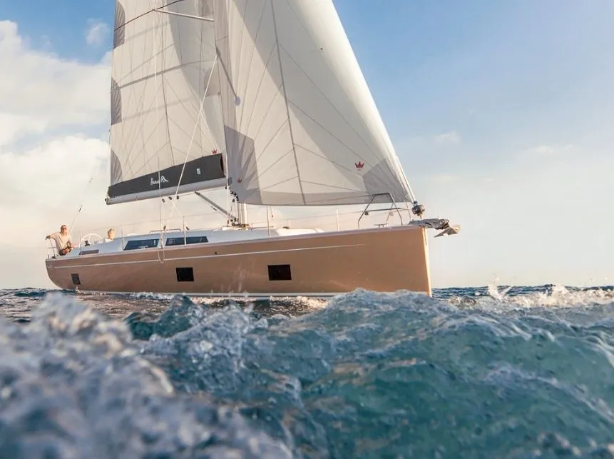 Чартер Dafne - 3