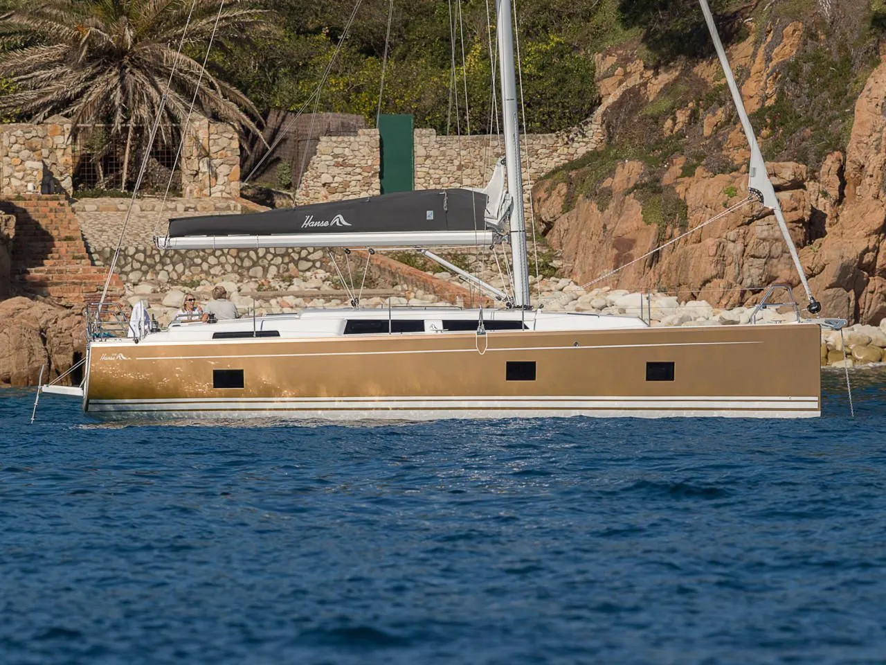 Charter a 12.4m Sailing Yacht in Rostock