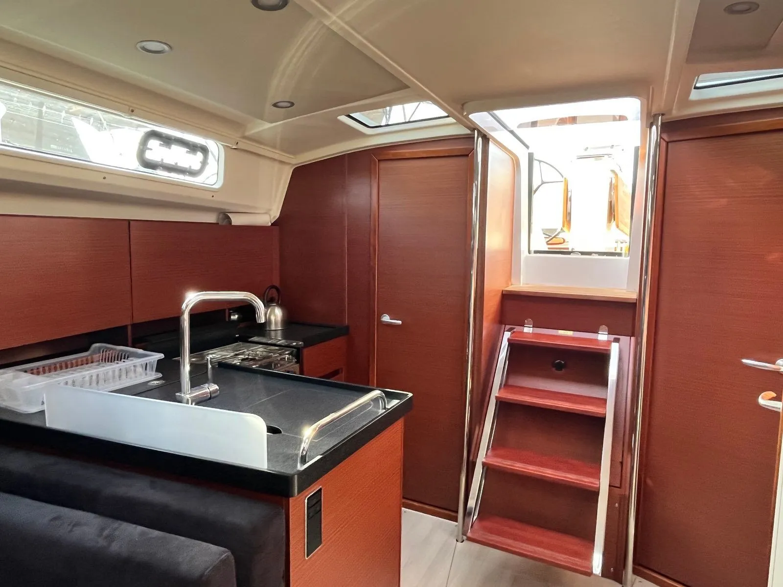 Чартер Mystique - 3