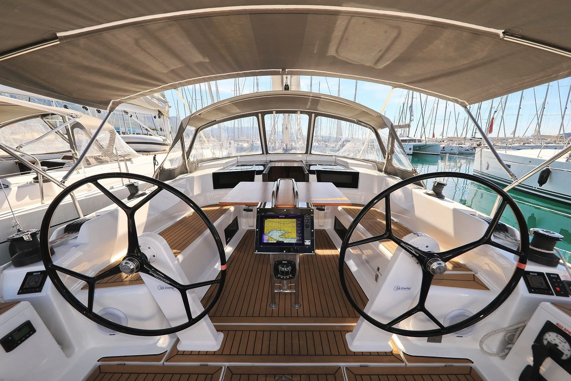 Pollux Charter Boat