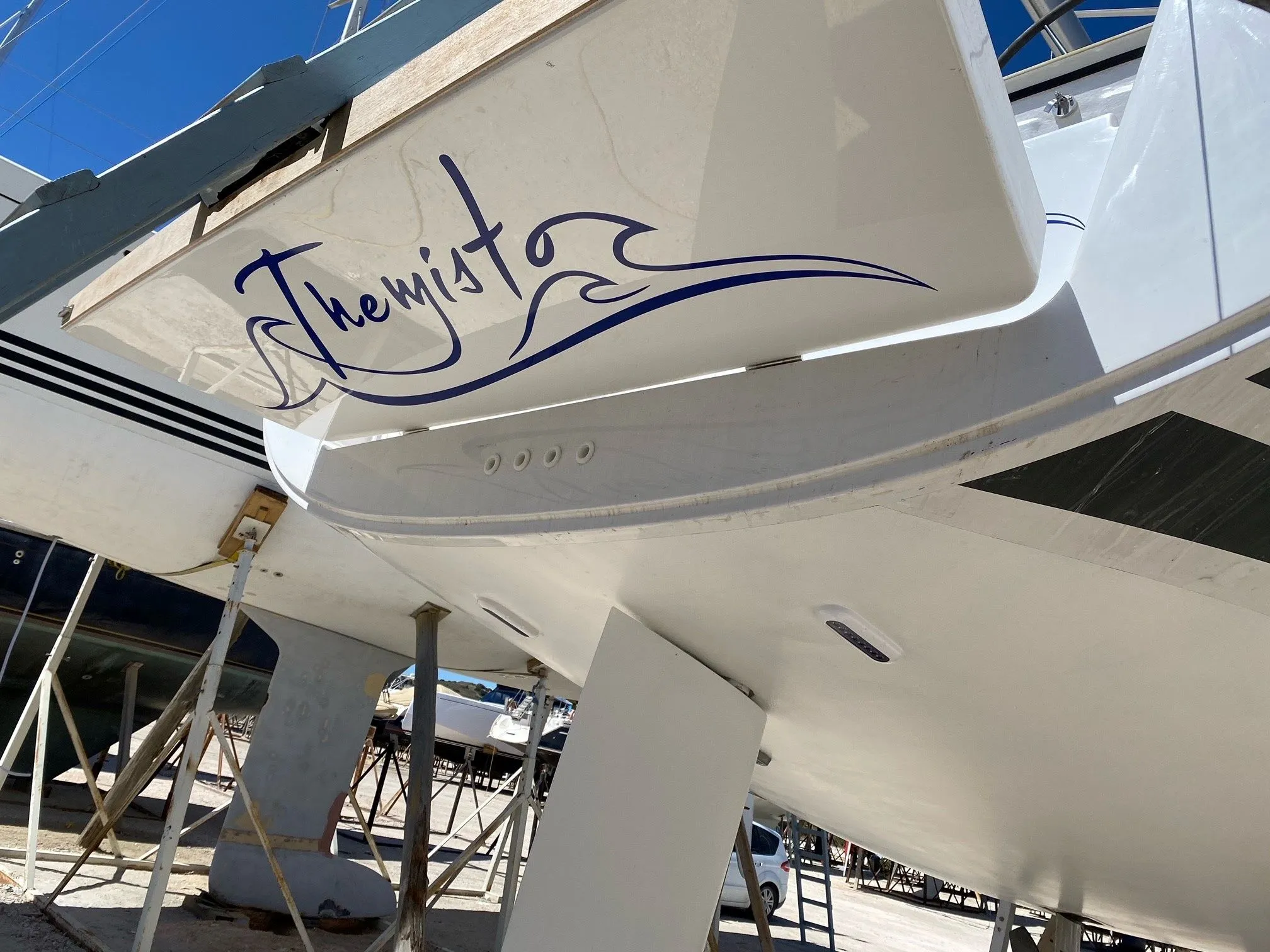 Чартер Themisto - 4