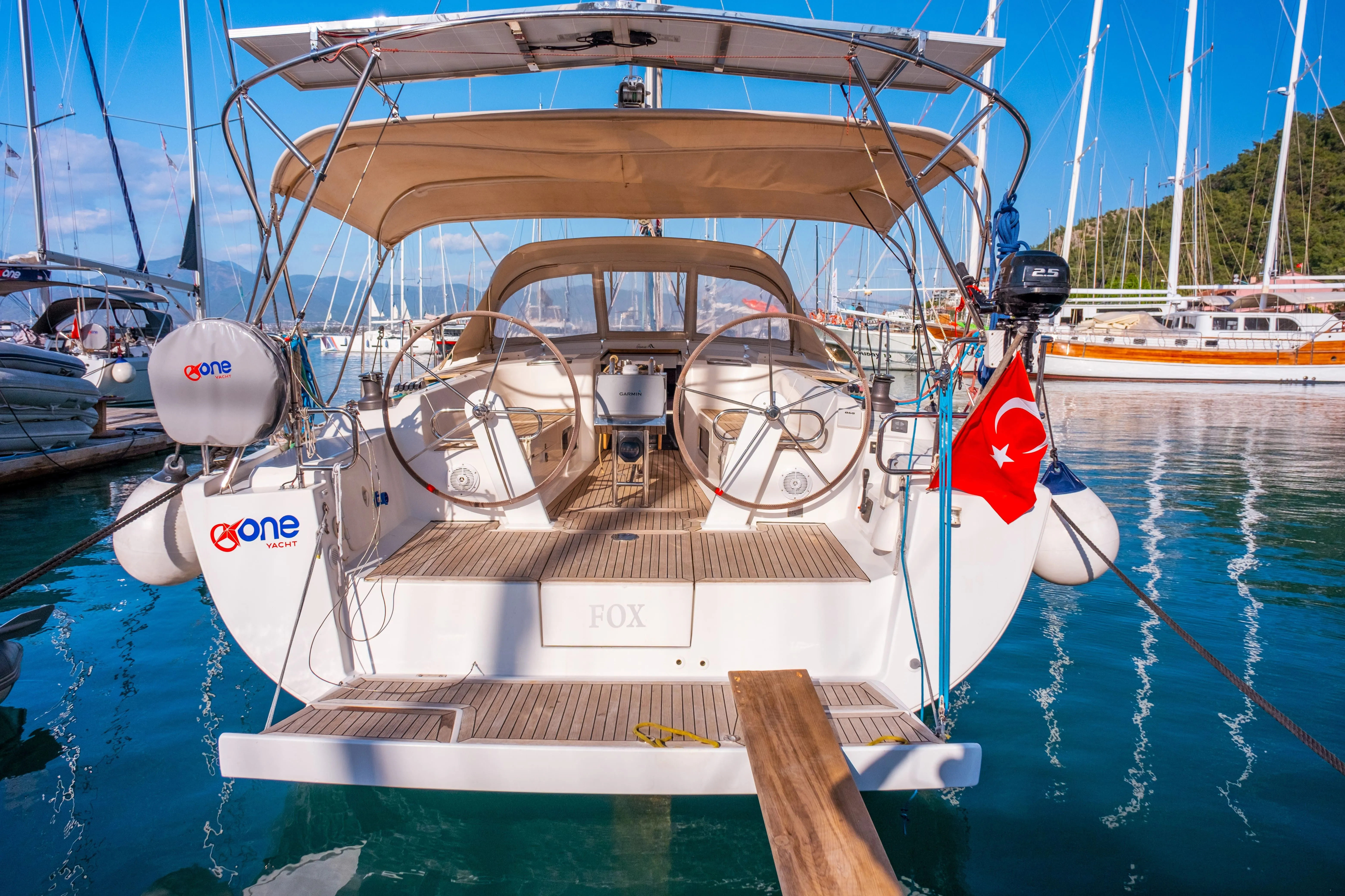 Fox Charterboot - 3