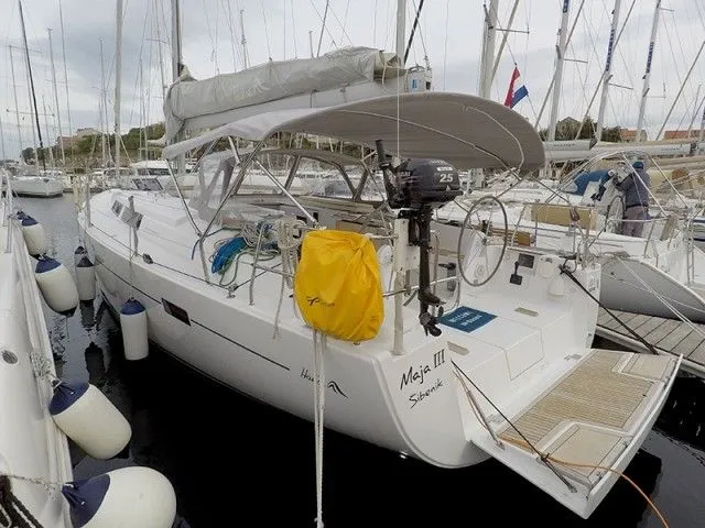 Boot - Rent a 13.52m Sailing Yacht Hanse 445 in Šibenik