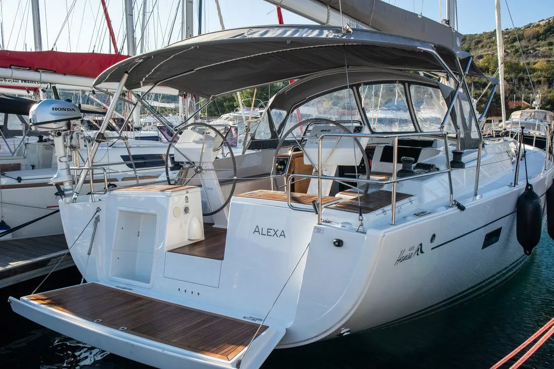 Charter a 13.95m Boat in Primošten