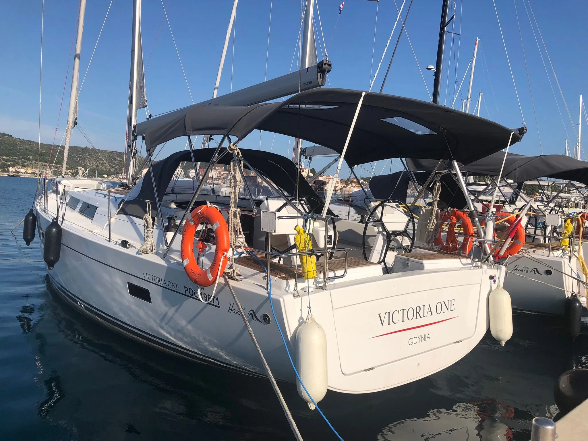 Victoria One Charter Boat