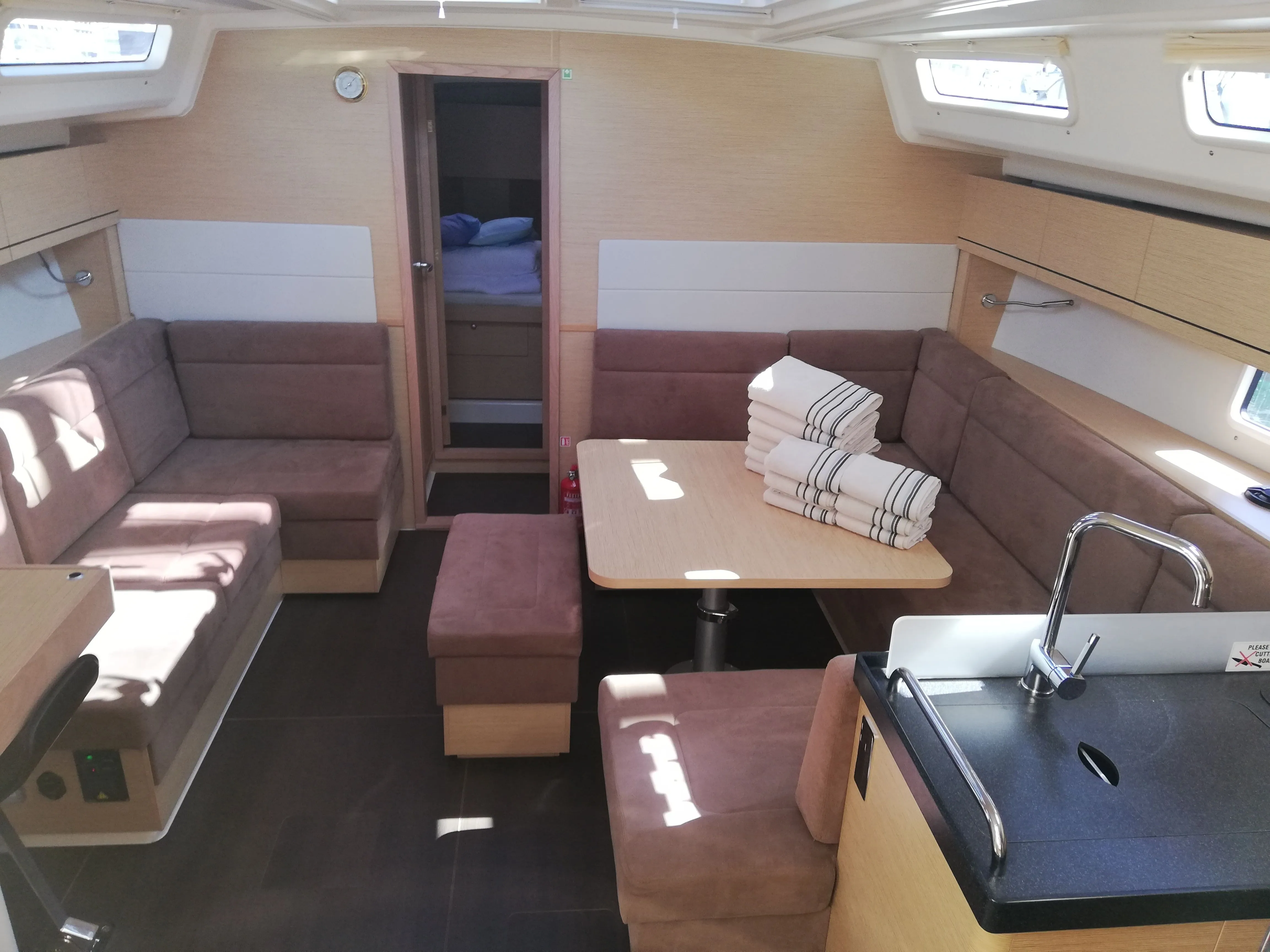 Apollo Charterboot - 5