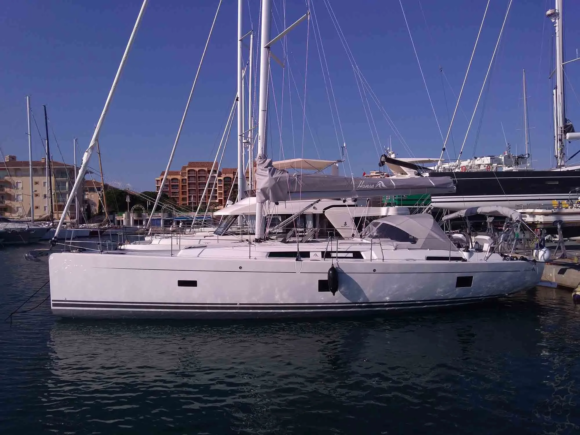 Bea Charter Boat - 3