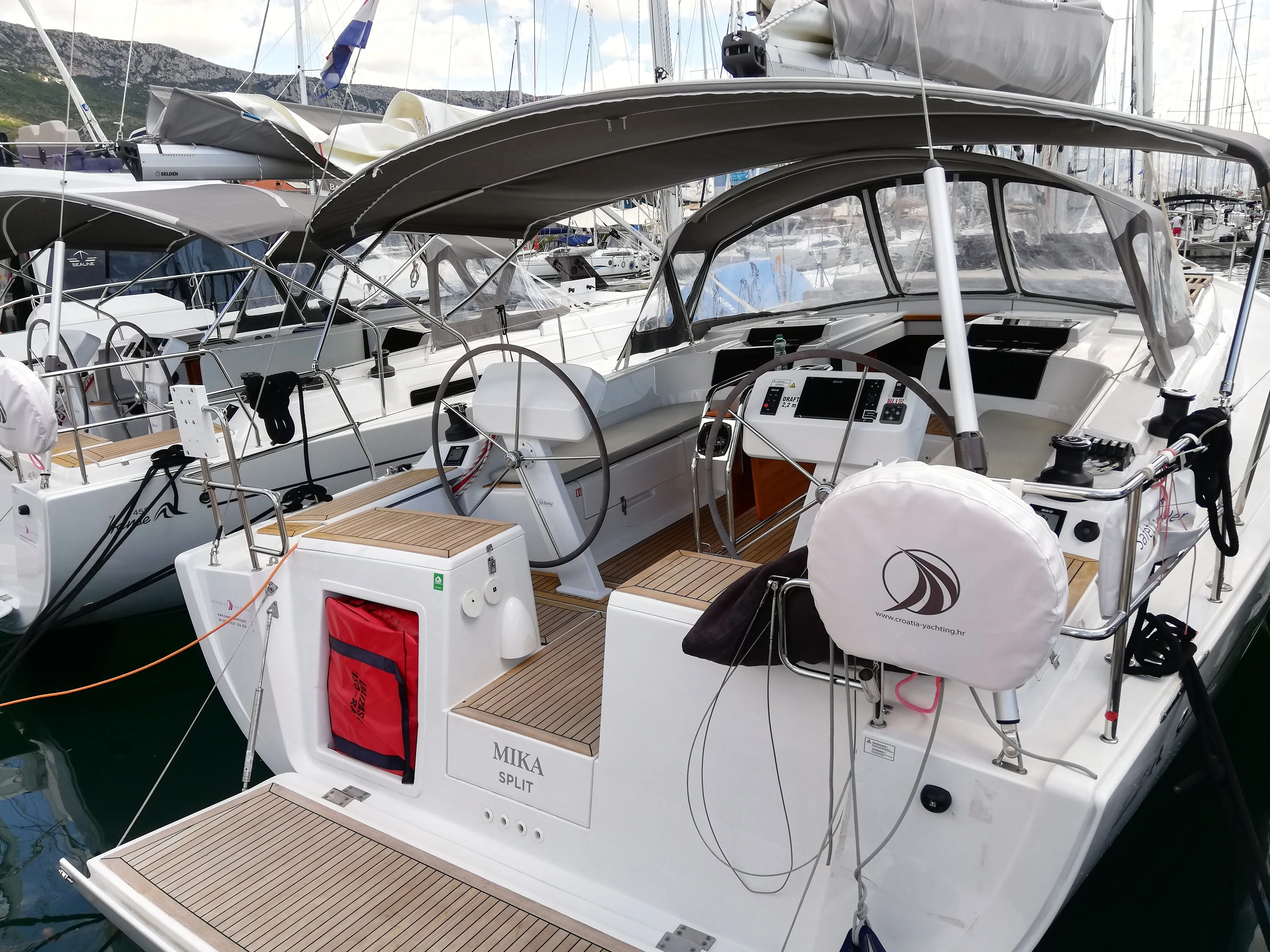 Чартер Mika - 3