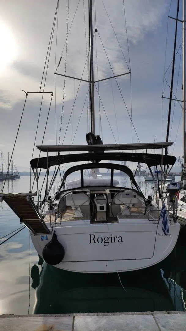 Чартер Rogira - 3