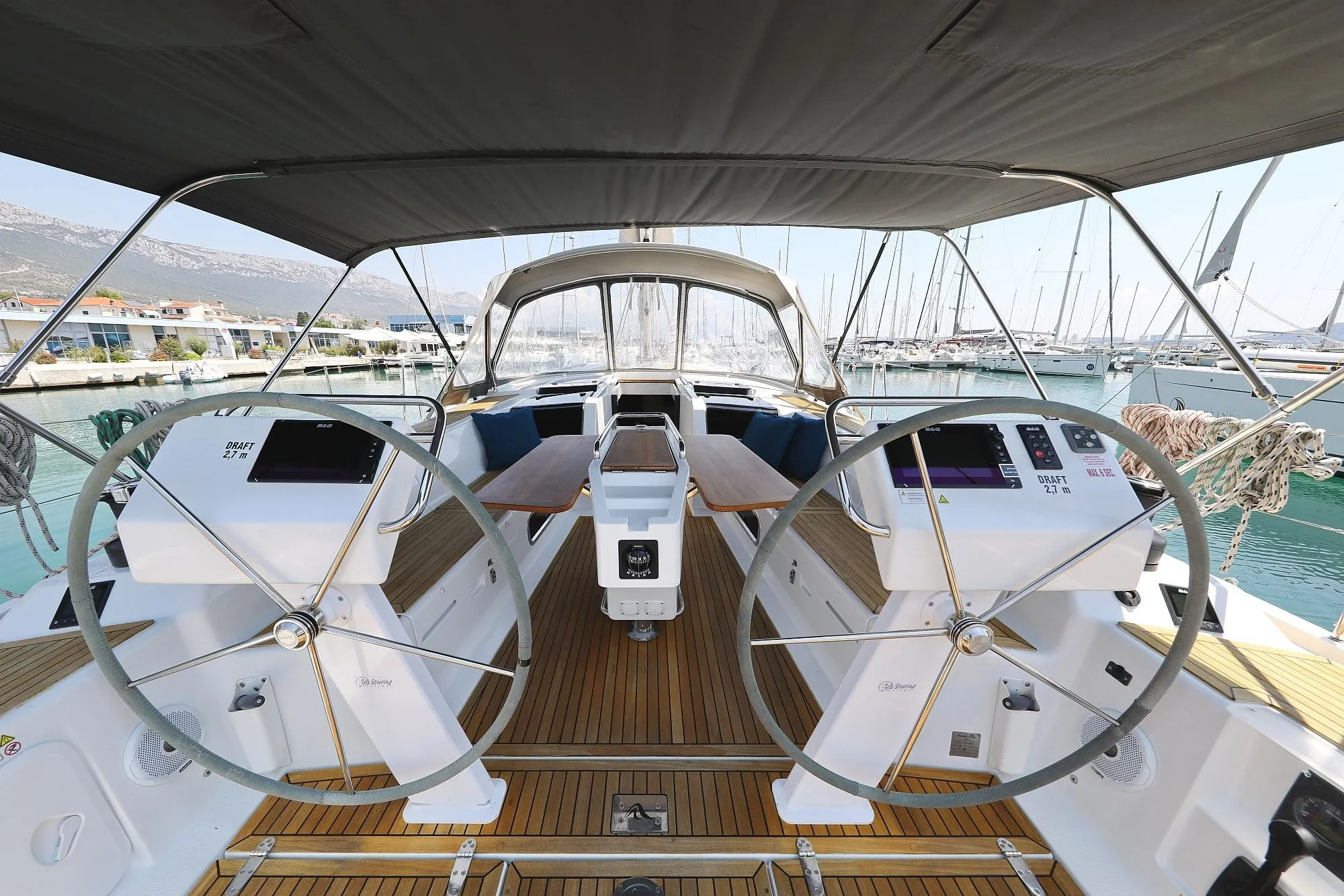 Rent a 15.4m Hanse 505 Sailing Yacht in Kastela