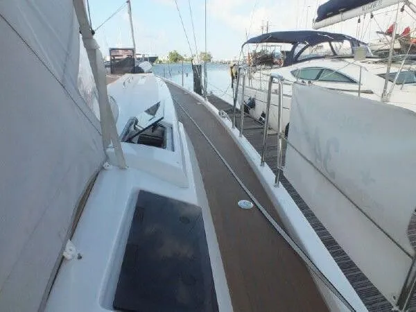 Чартер Team B - 3