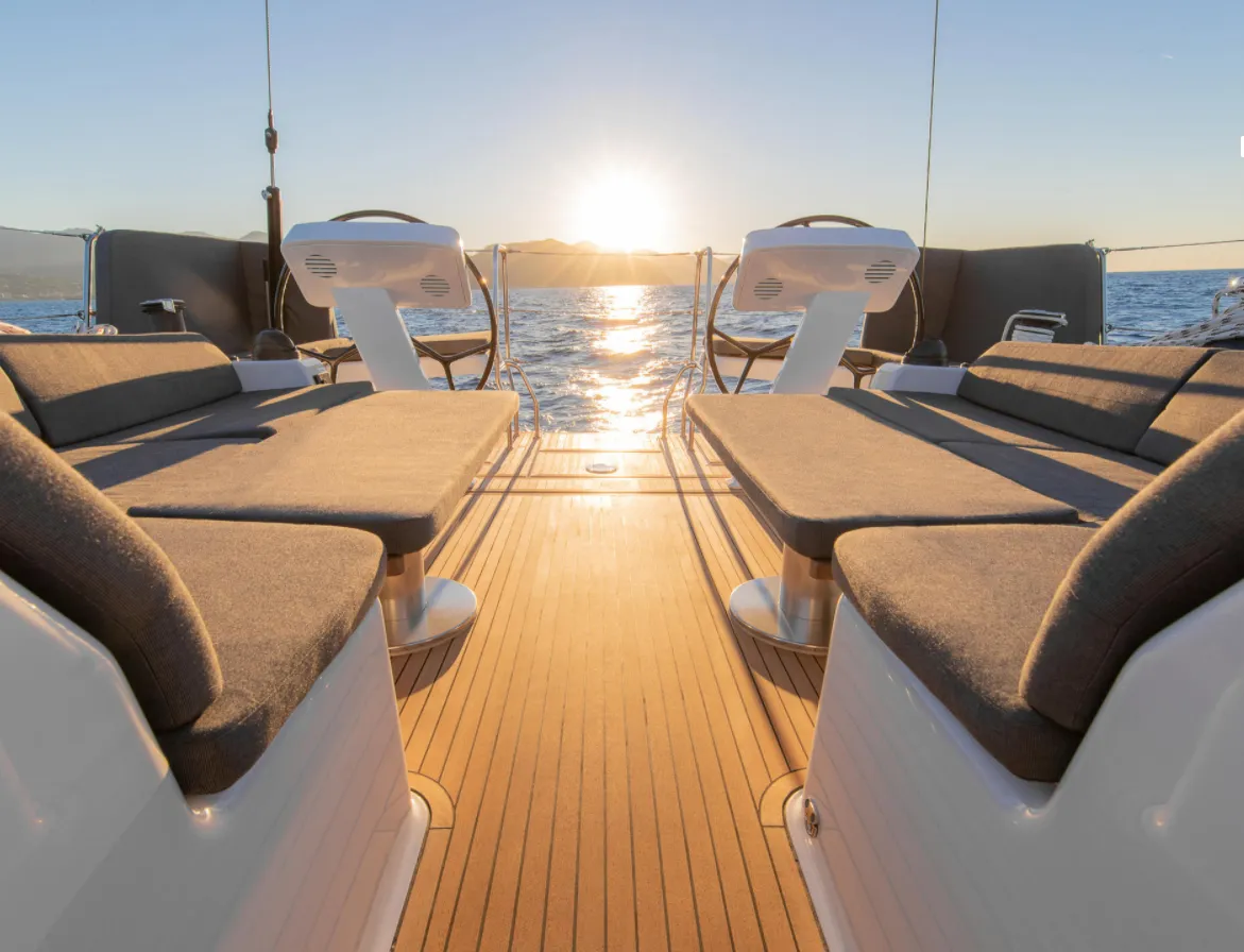 Apollo Charter Boat
