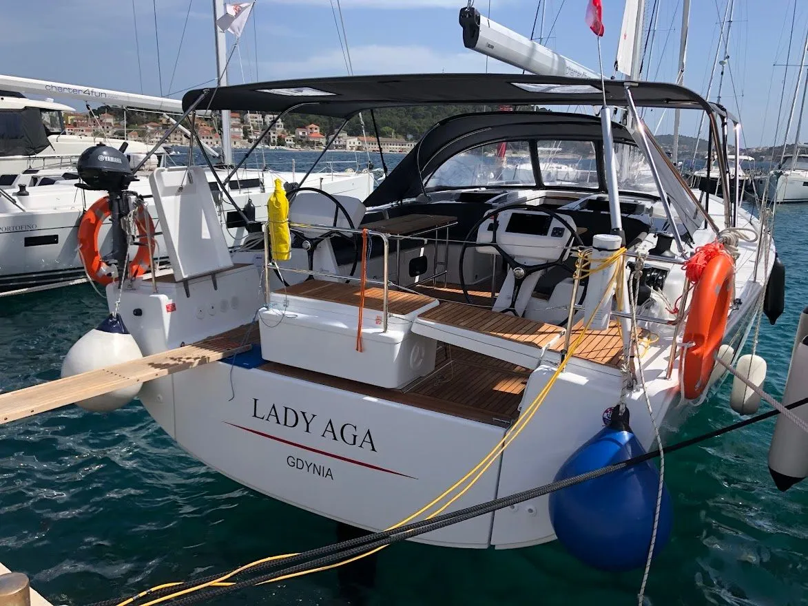 Lady Aga Charter Boat